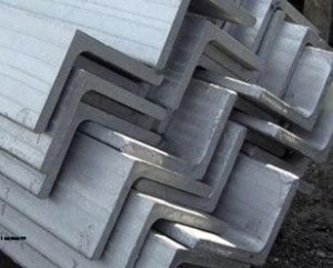 PABRIK PRODUSEN BESI BAJA SIKU 25 x 25 x 3 mm x 6 M